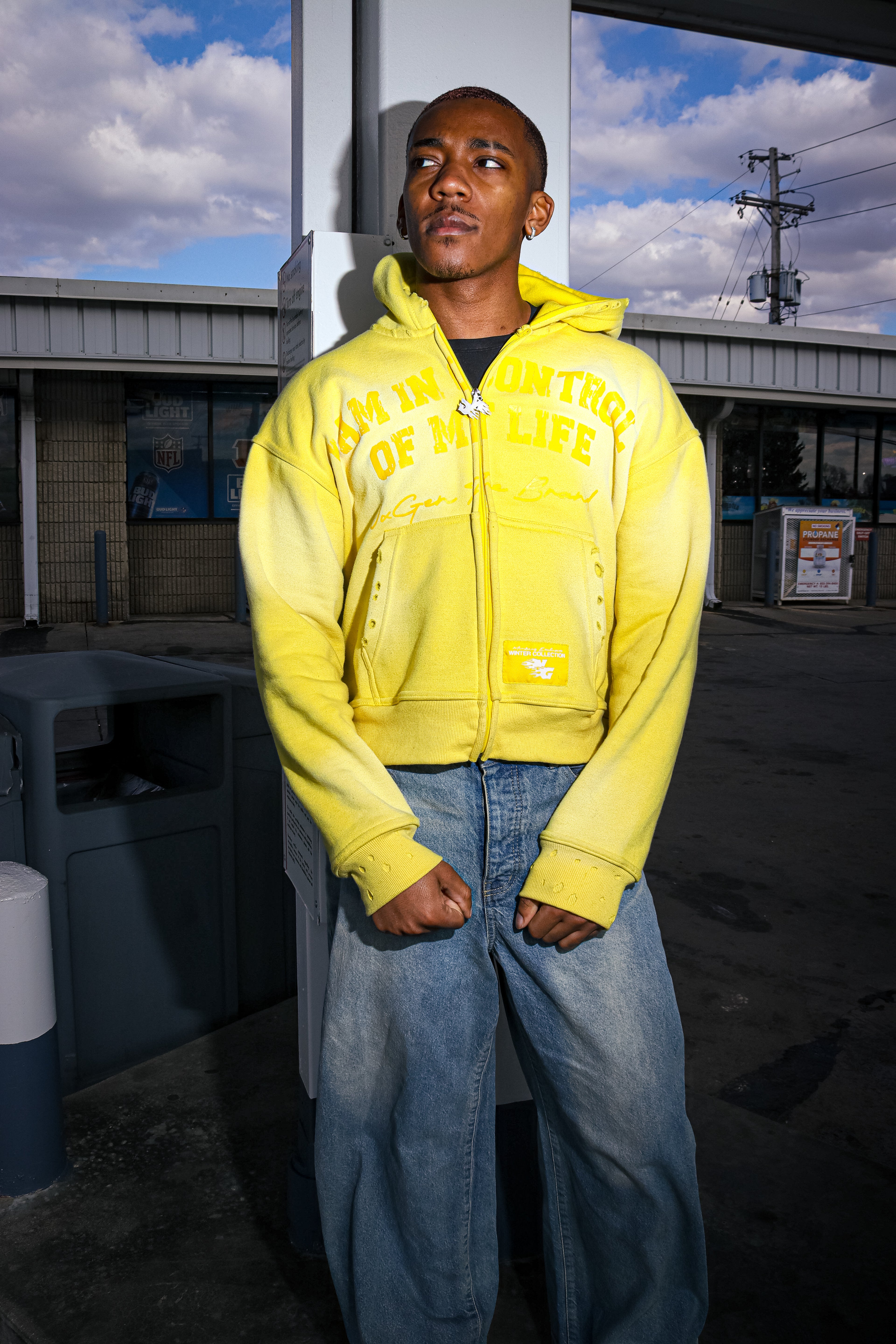 IN CONTROL DISTRESS HOODIE (YELLOW)